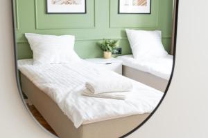 Oasis Airport Studios by RevalHome