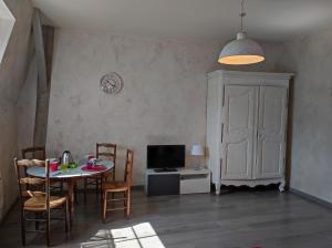 Appartements La Tan'Eure situee au bord de l'Eure a 2 pas du centre ville : photos des chambres