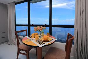 Tropical Executive Flat 1307 With View