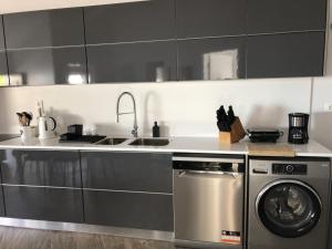 SUNSEA HOUSE