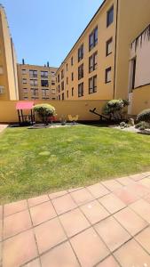 Apartamento en Foz. Primera Línea Playa Rapadoira