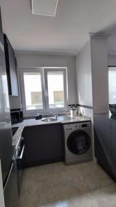 Apartamento en Foz. Primera Línea Playa Rapadoira