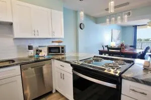 Compass Point 205 - Oyster Bay