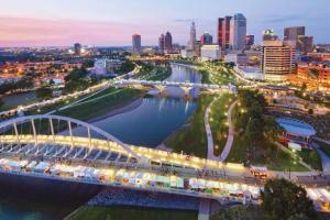 King & Queen in Downtown Columbus