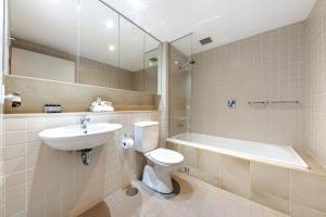 Belle Escapes - Seacrets at Glenelg