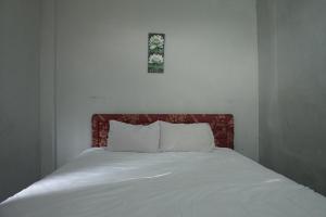 Hotel O Wisma Deli Syariah Near RSUD Nene Mallomo Sidenreng Rappang