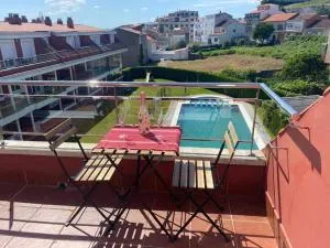 Ático con terraza, piscina y gimnasio - Bamio