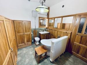 Hunters lodge Oliver