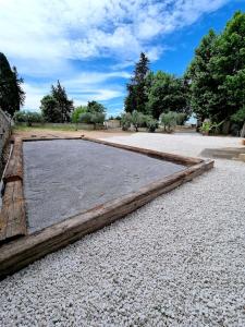 Maisons de vacances Authentique Mas provencal entre mer et Camargue : photos des chambres