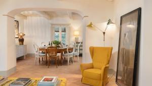 ANTICIANA 8, Emma Villas