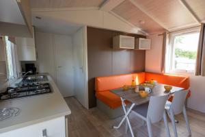 Campings Camping les falaises de Toussaint : photos des chambres