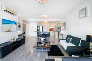 Couture Comfort - Luxe Chanel Themed Apartment