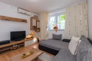 Holiday Home Šćurla - Lokvičič