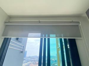 BASE Central Pattaya Quiet KING-Bed with Infinity Pool & Free Netflix!