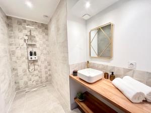 Maisons de vacances Le Clandestin, Suite & Spa : photos des chambres