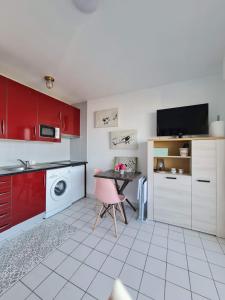 Appartements Appartement EN PREMIERE LIGNE DE PLAGE HENDAYE : photos des chambres