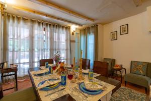 StayVista at Jai Cottage Near Mall Road, with Breakfast