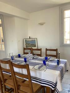 Splendide vue sur ND de la Garde et le Vieux Port