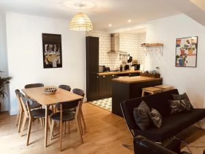 Central Brighton flat, 3 bedrooms, sleeps 6, close to shops and beach
