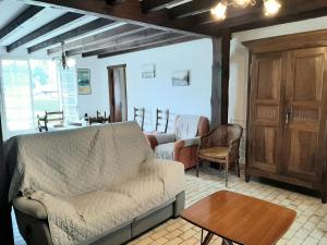 Maison spacieuse avec jardin, proche commerces et plage, 6 couchages, parking privatif - FR-1-239-902