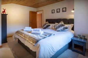 Chalets Chalet Bolay - OVO Network : photos des chambres