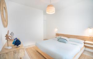 Oltremare, Patio, two steps from the sea img12