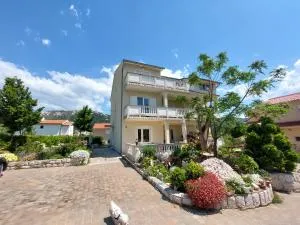 Apartments Velinka - Otok Rab