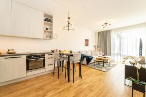 Citygate Sunset balcony