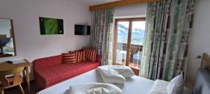 Doppelzimmer mit Balkon