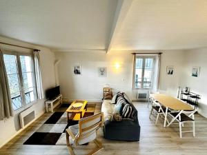 Appartements Suites Rive Gauche - Duplex Fontainebleau - Chez Andre : Appartement 1 Chambre