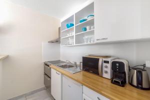 Appart'hotels Eden Azur - Residence Hoteliere : Studio - Rez-de-chaussée - Vue sur Jardin