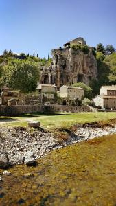 Maisons de vacances Mobile home 6 places camping 5 Vacances Gorges de lArdeche : photos des chambres