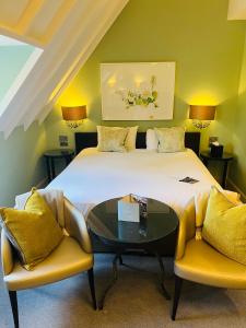 Deluxe Double Room room in Hogarths Stone Manor