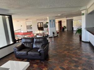 SUNNY 3Bed APARTMENT IN THE COSTA ADEJE WITH THE OCEAN VIEW ON THE 1st COASTLINE