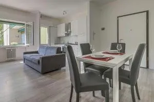 Treviso to Venice - By Flora - Fontane