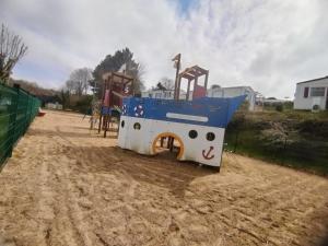 Campings MOBIL HOME CAMPING LES GOELANDS *** : photos des chambres