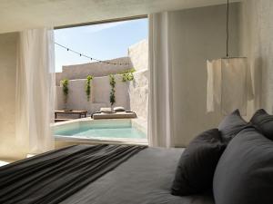 Nomad Mykonos - Small Luxury Hotels of the World