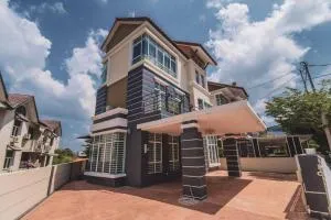 Georgetown Bungalow Pool table 5BR 20pax - 丹绒道光