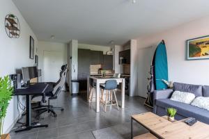 Appartements A contemporary stay near city center : photos des chambres