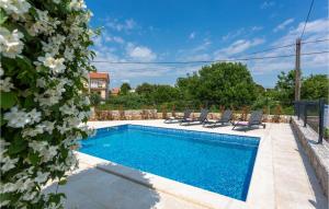 Amazing Home In Polje With Wifi 