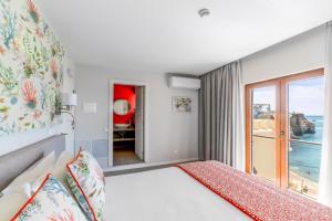 Double Room with Sea View room in Castelo Guest House