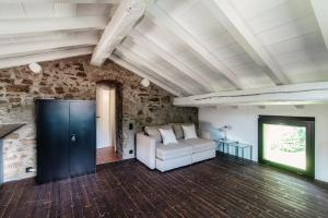 Casa Brocchi by Quokka 360 - unique design house with garden