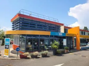 Premiere Classe Lyon Nord Dardilly - 利雪