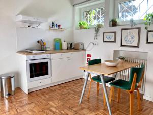 Quiet Studio with garden 8 Min from Beach