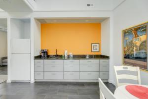 Coastal North Carolina Abode - Rooftop Water Views