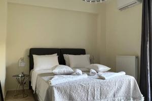 Anna Kavros luxury apartment