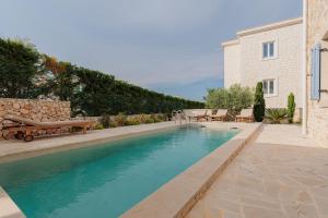 Seafront Villa Adriatica with pool