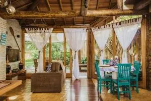 Casa Carmel, Charmosa, Natureza, piscina em Búzios/RJ - 布希奥斯