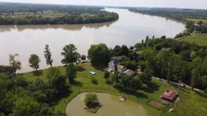 Appartements Le Cast'L 2 Coin de paradis en bord de Dordogne : photos des chambres