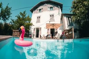 Le sérénité - T3 en maison de ville avec piscine - 克兰杰维耶